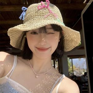 Szerokie brzegowe czapki Koreańska wersja Ins Bow Straw Hat Kobiet Summer Big Resort nadmorski plażowa czapka słoneczna Składane Słońce Shade Busket