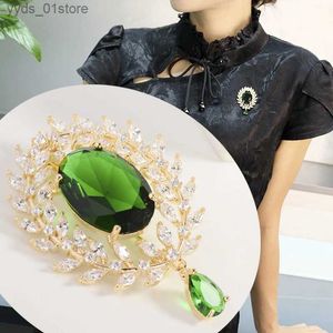 Pins Brooches Retro Wheat Zirconia Brooch Fashionable Accessories Pin and Brooches for Women Female Oval Vintage Geometry Corsage Decorantion L240323