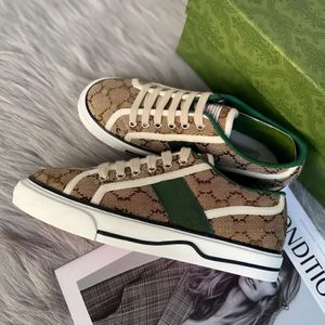 Designer-Schuhe, Tennis-Sneaker aus den 1977er Jahren, Segeltuch, lässig, Retro, Luxus, Damen, Herren, flache Schuhe, Stickerei, hoch und niedrig, atmungsaktiv, mit dicken Sohlen