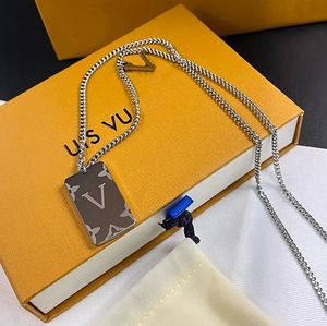 Designer Fashion tag Chain Necklace for Women Silver Plated Correct Brand Logo Stainless Steel Fashion Gift Luxury Quality Gifts Family Friend Couple