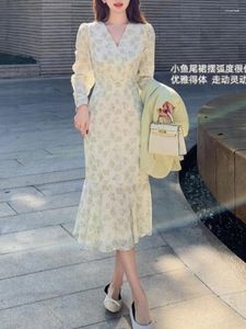 Casual Dresses 2024 French Style Floral Dress V-neck Women Spring Chiffon Long-sleeved Elegant Fishtail Midi Robe Maxi Elegante Vestidos