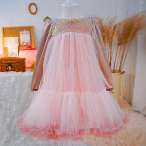 Flickklänningar 2024 Autumn Girls 'Big Dress Fluffy Yarn Bow Princess Fashionabla och mångsidig bekväm säker