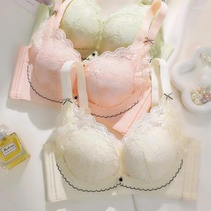 BRAS Kvinnors BH-underkläder andas spetsar Håll upp små bröst sexiga tunna B Cup