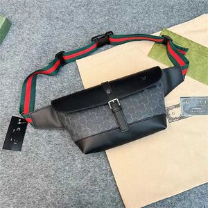 32% OFF Designer Bag 2024 Bolsas Lazer e Moda Versátil Ombro Impermeável Aba Oblíqua Straddle Peito Ocidental Impresso Mens Cintura Mulheres