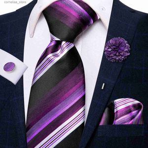 Gravatas de pescoço gravatas listradas roxas gravatas brancas com broche de seda elegante gravata para homens handky cufflink moda casamento festa de negócios hi-tie designer y240325
