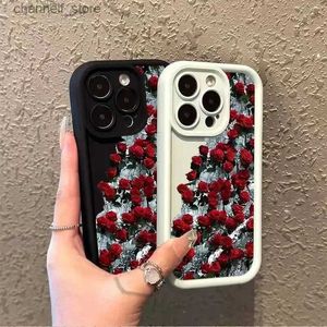 Obudowy telefonu komórkowego Czerwona Rose Flower Telefon dla iPhone'a 11 12 13 14 15 Pro Max XR XS X 7 8 15 Plus SE2022 Ochrona obiektywu Miękki silikonowy tył 240325