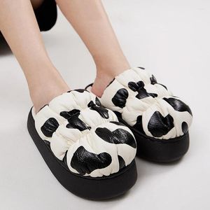 272 Schuhe Winter Casual Hause Kuh Muster Frauen Hausschuhe Schwarz Weiß Dicke Sohle PU Leder Plattform Indoor Cartoon L 84706