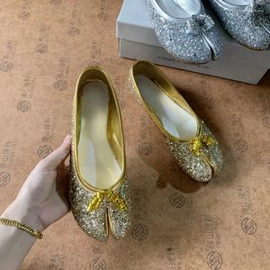 Sıradan Ayakkabı Glitter Tabi Kadın Moda Deri Rahat Daireler Bölünme Ayak Terlikleri Yumuşak Alt Loafers Kısa Bayanlar Mokasenler