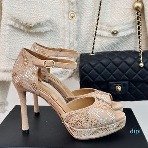 Womens Shiletto Heels Sandals Platform Cenered Diamond-Rhinestone Suede Dress Shoes أحذية قابلة للتعديل في الكاحل