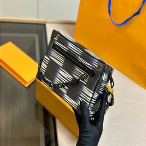 23ss Women's Luxury Designer MINI SOFT TRUNK Box Bag Chain Bag Four Corners Hardware Bag Edge Lightweight Practical Women's C Uwsu