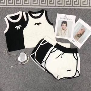 Mody damski damskie T-shirt z krótkim rękawem Lady Summer Shorts Holiday Casual Yuja Dwuczęściowy zestaw młodych kobiet wdrożenie sportowe garnitury ubrania odzieżowe