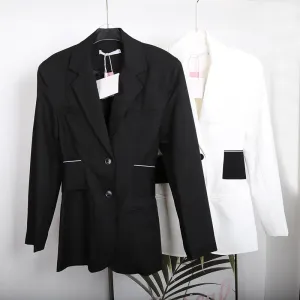 Kvinnors kostymer Blazer Luxury Designer Jacket Slim Midje Cover Suit Top Black White Fashionable Autumn Womens Temperament Coat High Quality Women's Clothing