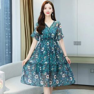 Party Dresses Make Chiffon Dress Summer Wear Women's Clothing Show Thin Two-piece Temperament In V-neck Long Broken Flower Skirt