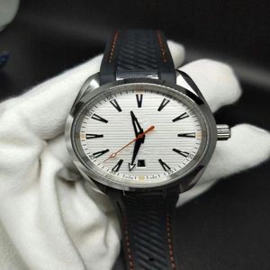 Klassische 40-mm-Freizeituhr für Herren, automatisches mechanisches Edelstahlgehäuse, 3 Farben, Armbanduhr301z