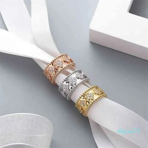2024 Four Leaf Clover Ring Rings Kaleidoscope Rings for Women 18k Gold Silver Diamond Nail Party Valentine Party