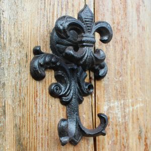 Trilhos preto antigo flor de lis design gancho de parede de ferro fundido com dois cabides acentos industriais europeus casa jardim decoração de parede gancho