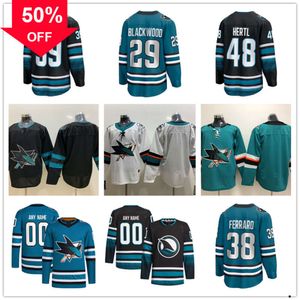 Сан -Custom Jose Sharks хоккейные трикотажные изделия 10 Klim Kostin 11 Люк Кунин 62 Кевин Лабанк 84 Января Рутта 54 Гивани Смит 7 Нико Штурм 3 Генри Трун