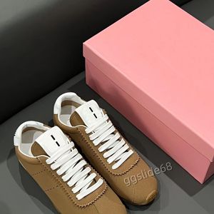 Projektant mody Casual New Women Buty koronkowe trampki Platforma Platforma Running Trainers Woman Gym Sneakers Rozmiar 35-40