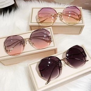 Óculos de sol moda feminina sem aro uv400 marca designer de alta qualidade gradiente óculos de sol feminino oculos