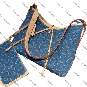 Denim Çanta Vintage El Çantası Bel Çanta Tasarımcı Omuz Çantası Kadın Tote Çanta Tuval Çantası Eski Çiçek Under Under Equil Bag Baskı Sırt Çantası M46855 M82949 M82950 M46871