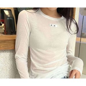 Tasarımcı Mimi U Tshirt Giysileri Kadın Tişörtler Uzun Kollu Yuvarlak Boyun Mektup Baskı Seksi Üst Tee Kadın Gündelik Sokak Giyim Toptan