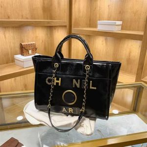 30% OFF Designer bag 2024 Handbags High end foreign trade wholesale temperament fragrant beach portable shoulder for female students