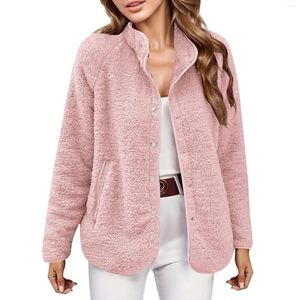 Женские куртки сладкое розовое изделия из искусственного меха.