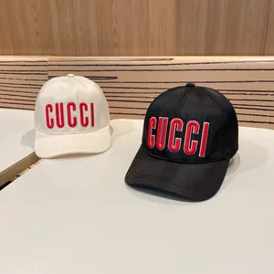 Tasarımcı Beyzbol Kap şapkaları Erkekler Kadın Fitted Hats Casquette Klasik Stil Luxe Snake Tiger Bee Canvas Sun Hats Adju