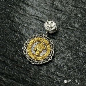 Sterling Silber Doppelseitige Bienenkönigin Münze Einzelanhänger Damen Instagram Mode Herren Halskette