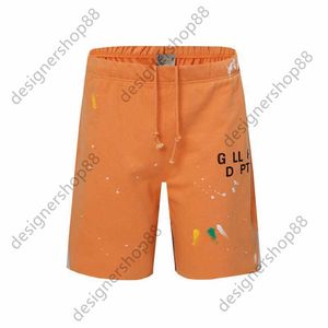 고품질 Tik Tok Influencer 동일한 디자이너 브랜드 Gdsummer New High Street Speckler Graffiti Patch Loose Shorts 캐주얼 커플 Capris Trend High Street