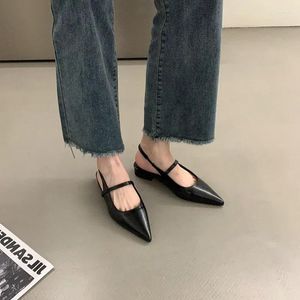 Sandaler sommaren spetsiga tå kvinnor sandalskor mode grunt slip på lägenheter häl damer elegant kontor utomhus slingback mulor