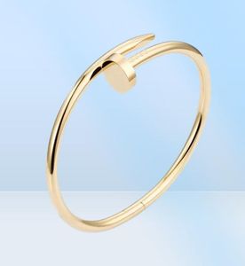 Złoty paznokci bransoletka Projektant Braklety męskie luksusowe bransoletki Kobiety Tytanium Steel 18k Goldplated Charms Mashing Access6106952