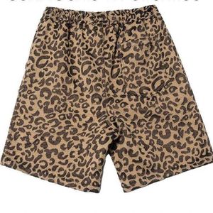 Herren-Shorts, modische Shorts mit Leopardenmuster für Männer, lockere amerikanische Retro-Hose, Hip-Hop-Shorts im Harajuku-Stil, Basketball-Shorts J240325