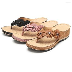 Chinelos sapatos femininos senhoras baixa borracha flip flops flor macia plana havaiana tecido floral casual fretwork pu casco saltos scanda