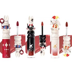 Söt ryktet Circus Lip Cream Velvet Lip Glaze Waterproof Vitamin Lipstick Matte Whitening fuktgivande läppslam 240320