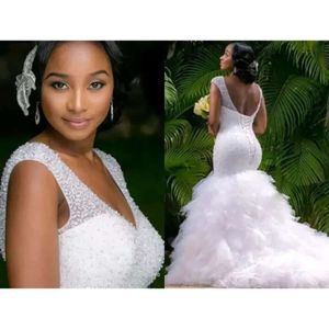 2022 Plus Size Arabic Aso Ebi Luxurious Mermaid Sparkly Wedding Dress Deep V-Neck Tiers Tulle Bridal Glows Dresses CG001