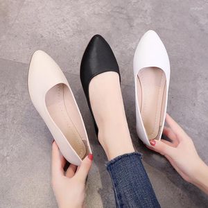 Casual Shoes Women Flats Pumpar Soft Leather High Heels Fashion Office Stiletto Party Kvinnlig komfort