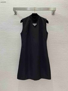 Abito da donna Gonna firmata Abito canottiera senza maniche senza spalline Abiti da donna Marchio di moda donna logo gonne cena gilet gilet primaverile 25 marzo