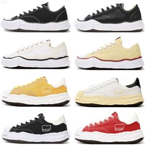 10s Maison mihara yasuhiro buty na zewnątrz online płótno niskie mmy streetwear biały czarny szary czerwony czerwony khaki grube falowe podeszerze mężczyźni moda moda zwykły trener żółty maisons miha