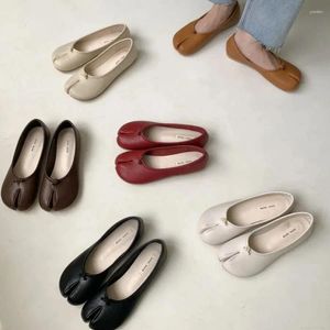 Casual Shoes Bailamos Women Tabi Ninja Flats Woman Soft Bottom Loafers Microfiber Leather Comfy Split Toe Slippers Ballet M