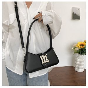 Designer bag Small French minimalist women's bag new fashionable and trendy super hot single shoulder bag, solid color versatile crossbody underarm bag