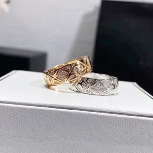 Классические дизайнерские кольца, роскошные буквы, титановая сталь, кольцо для пар, мужчины, женщины, 18-каратное позолоченное кольцо с бриллиантом, свадебный подарок на День Святого Валентина, влюбленные ювелирные изделия