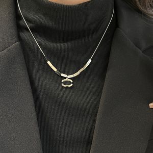 Brand Designer Necklaces Chains Letter Pendants With Box Men Women Diamond Necklace 18K Gold Stainless Steel Choker Pendant Jewelry Accessories Gifts