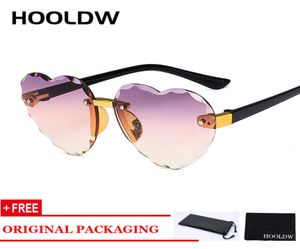 HOOLDW 2020 Nya Rimless Kids Solglasögon Girls Love Heart Shape Children Sun Glasses Outdoors Travel Eyewear UV4007552361