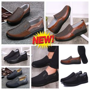 Casual Shoes Gai Men Black Brown Shoes Point Toes Party Banquets Business Suits Men Designer Minimalistiska andningsbara skonstorlek 38-50 EUR