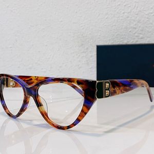 Женские дизайнерские квадратные солнцезащитные очки с поляризационными линзами высокой четкости с защитой от УФ-излучения B0172 Женское универсальное роскошное декоративное зеркало светлого цвета