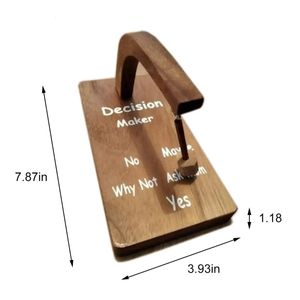 Decision Maker Pendolo magnetico Ornamento da gioco Artigianato in legno Giocattolo Regalo Decorazione della casa Accessori da tavolo Giocattoli creativi 240314
