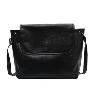 Bolsas de ombro estilo hong kong clamshell bolsa mensageiro de couro macio feminino versão coreana ins estudante selvagem