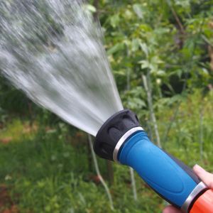 Pistolen Neue Hochdruck-Wasserspritzpistole Gartenschlauchdüse Feuerspritze Großer Durchfluss Home Car Wash Wasserpistole Gartenbewässerung Sauber