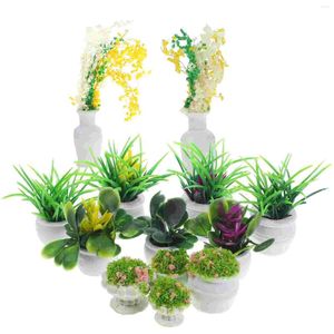 Decorazioni da giardino 13 pezzi Halloween Mini vaso di fiori Modello Decorazioni per esterni Piante finte in miniatura Casa giocattolo in plastica